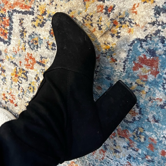 Steve Madden over the knee suede boots with ties - Picture 5 of 7